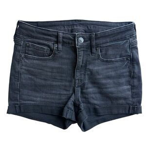American Eagle Next Level‎ Stretch High Rise Shortie Shorts Size 4 Black Cuffed